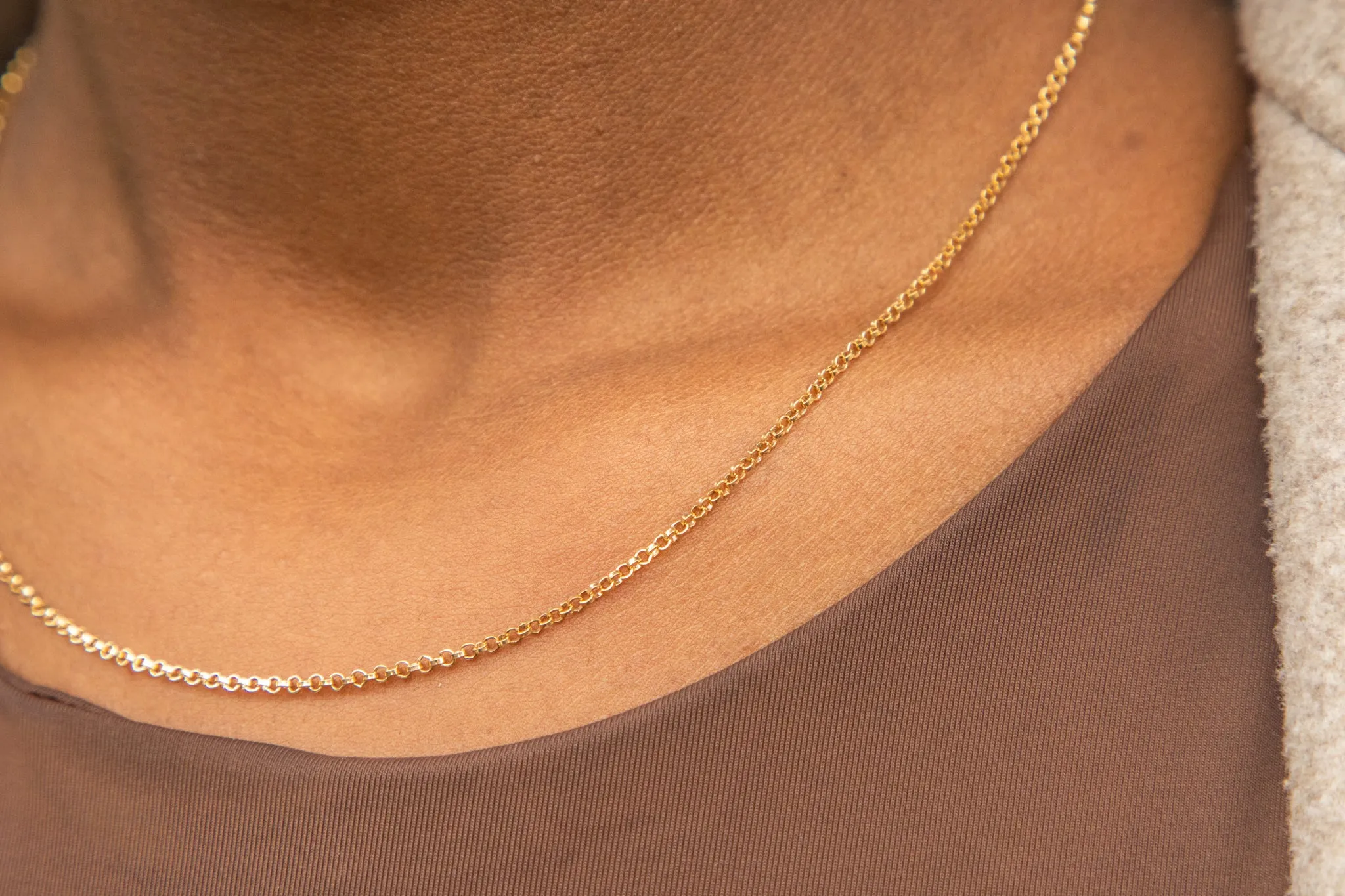 15.5" Skinny 9ct Gold Pendant Chain, 2.4g