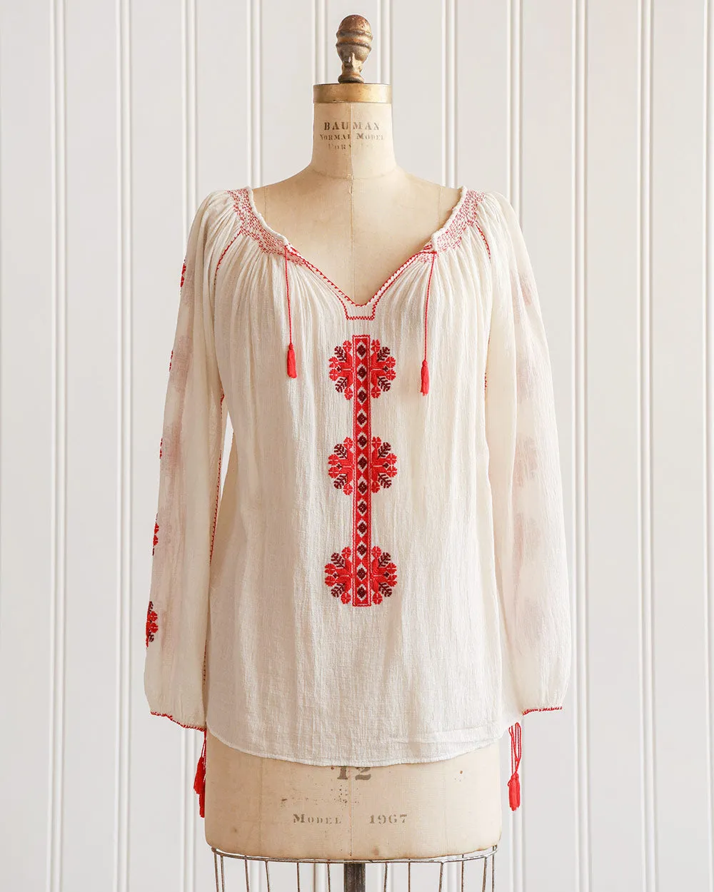 Anichka Embroidered Top