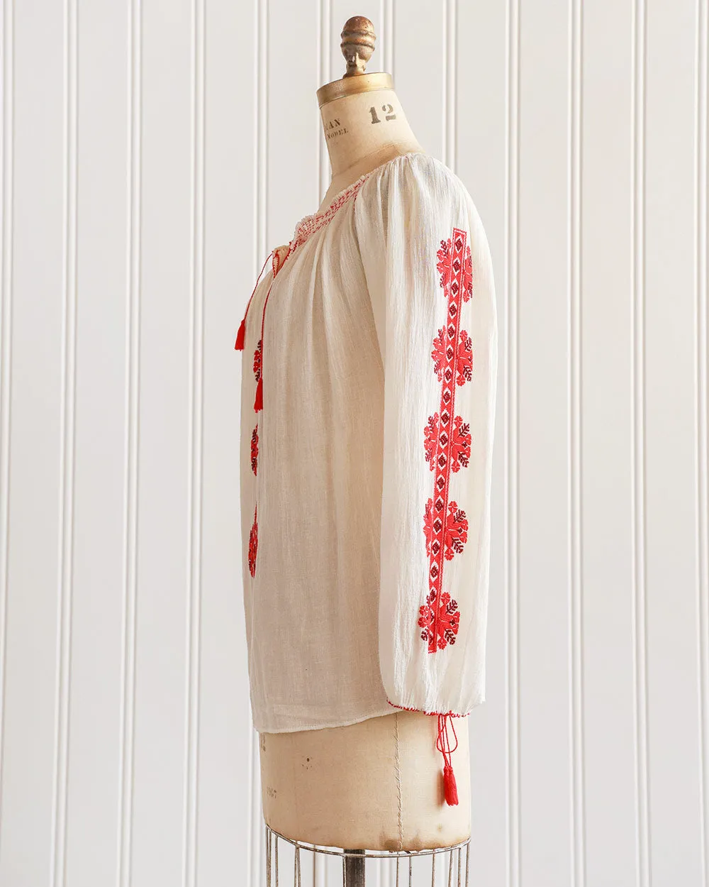 Anichka Embroidered Top