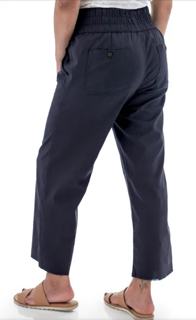 Aventura Temple Pant | Egret   Black Iris