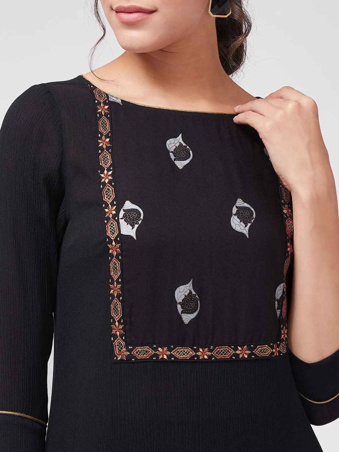 Black Foil Printed Straight Fit Kurta