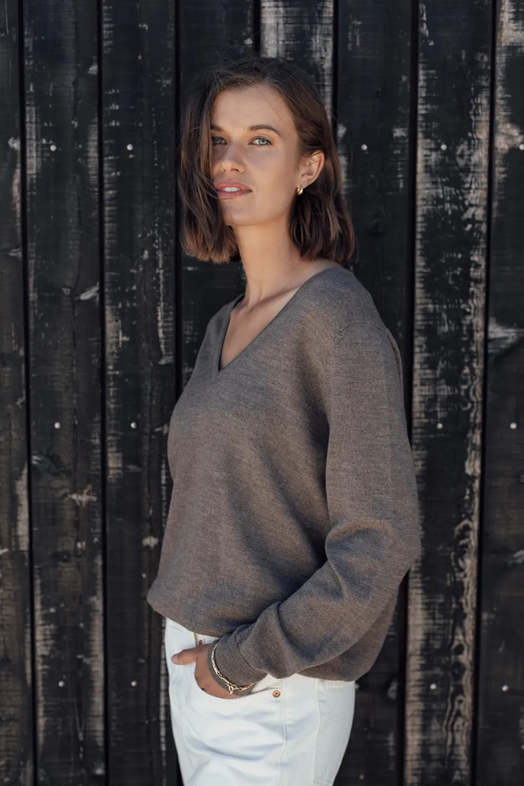 Classic Merino V- Neck - Cinnamon