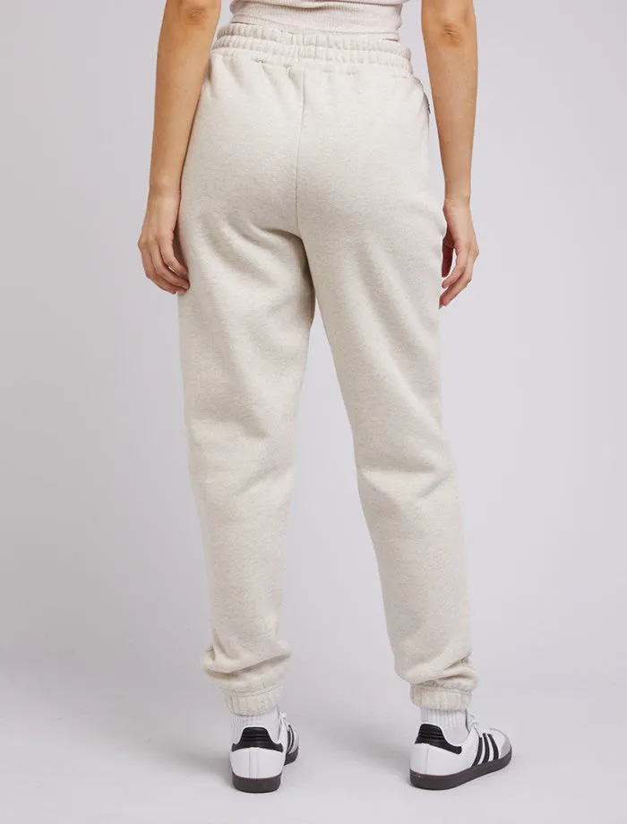 Classic Trackpant (Oatmeal)