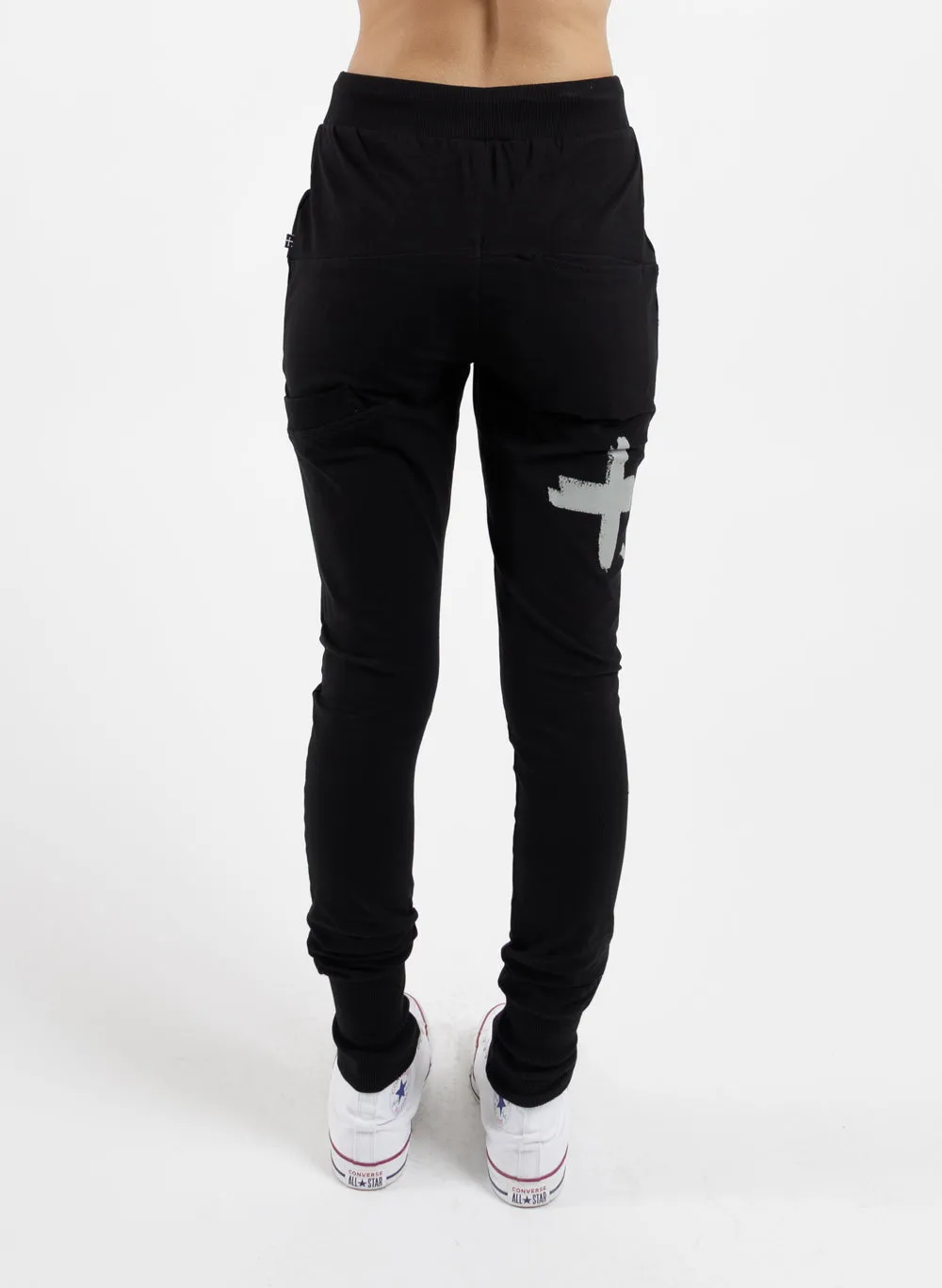 Escape Trackies - Plus dot 2.0