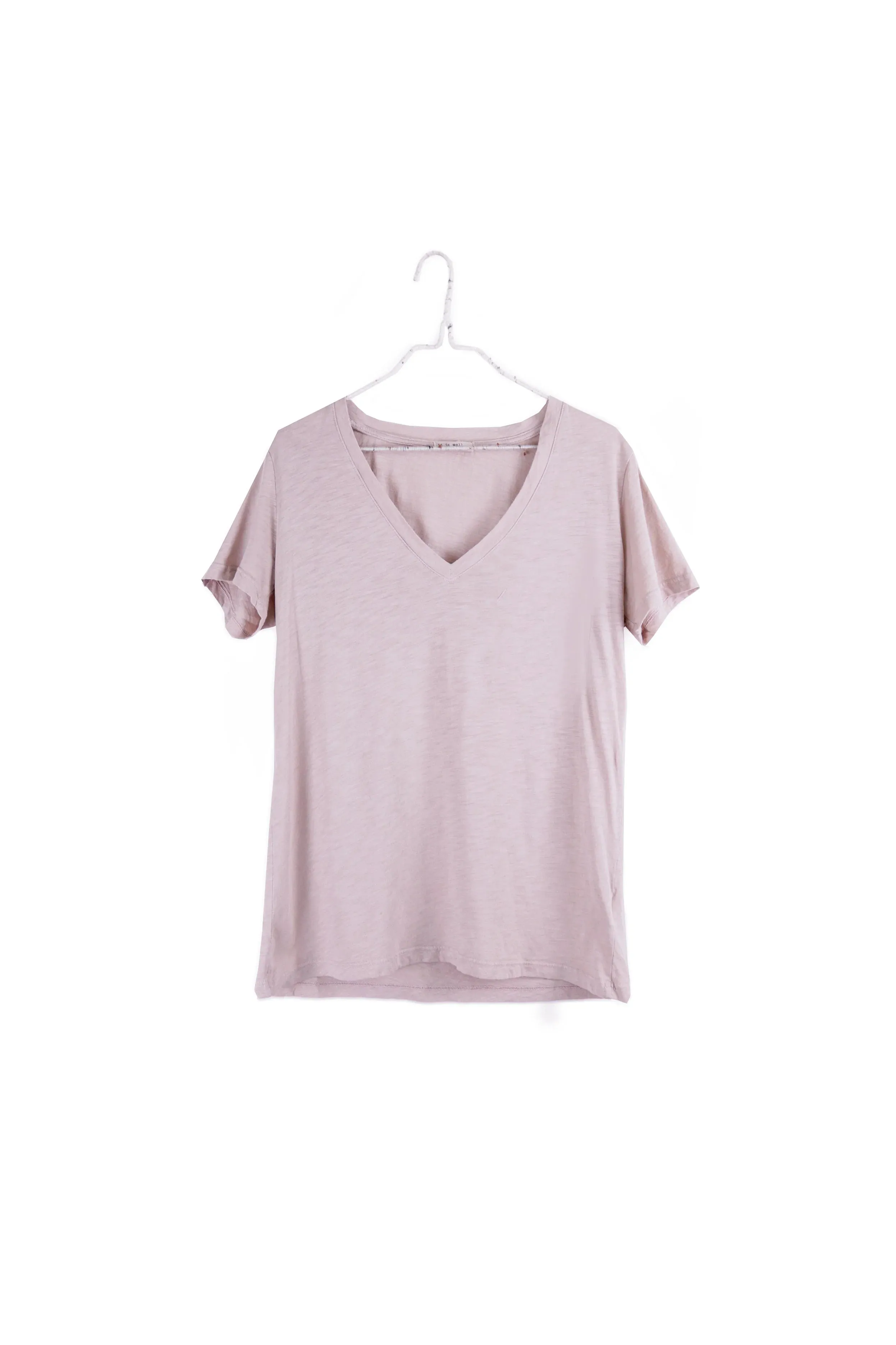 Everyday V-Neck T-Shirt in Dusty Pink