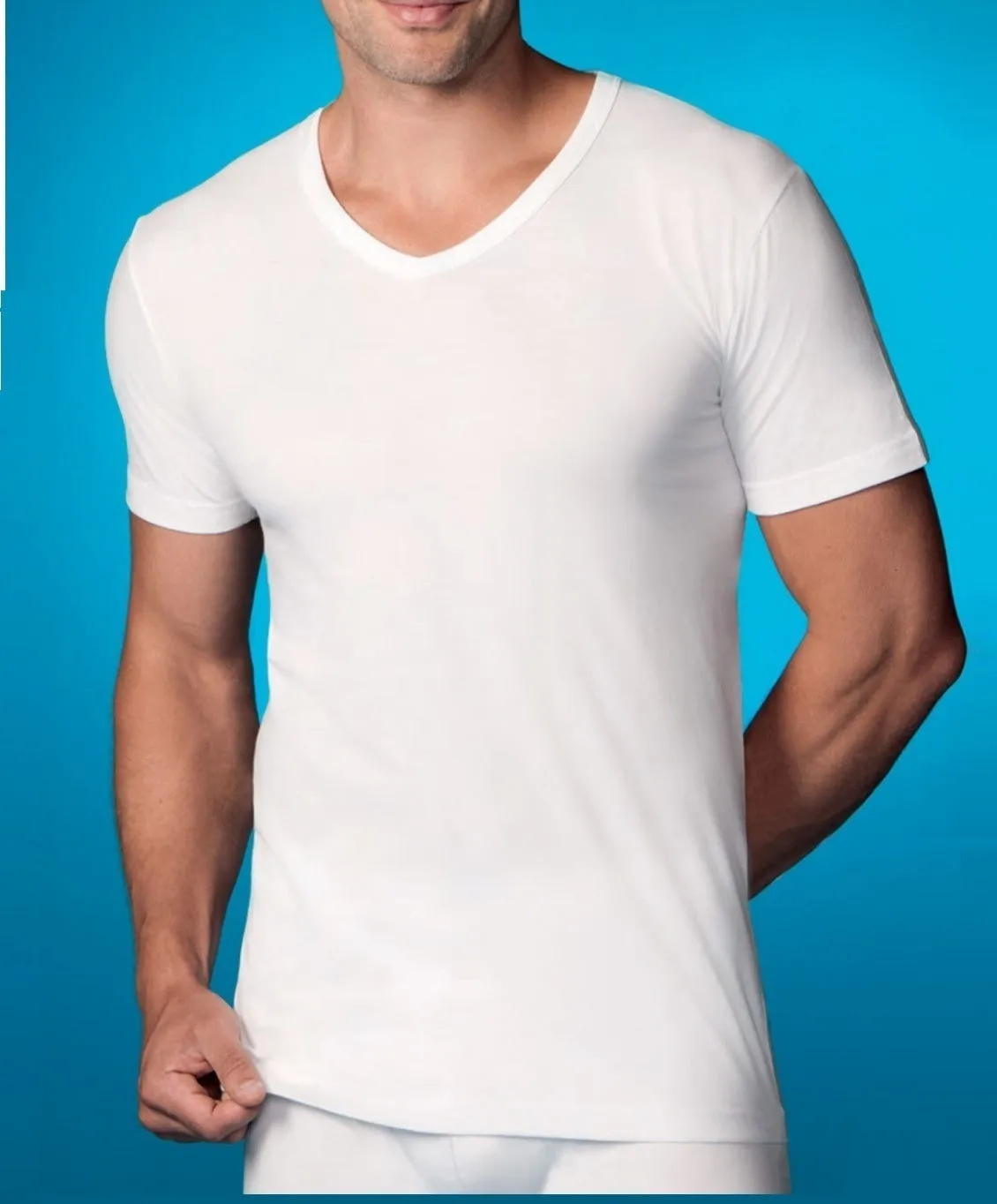 GENT'S T-SHIRT V-NECK 100% C