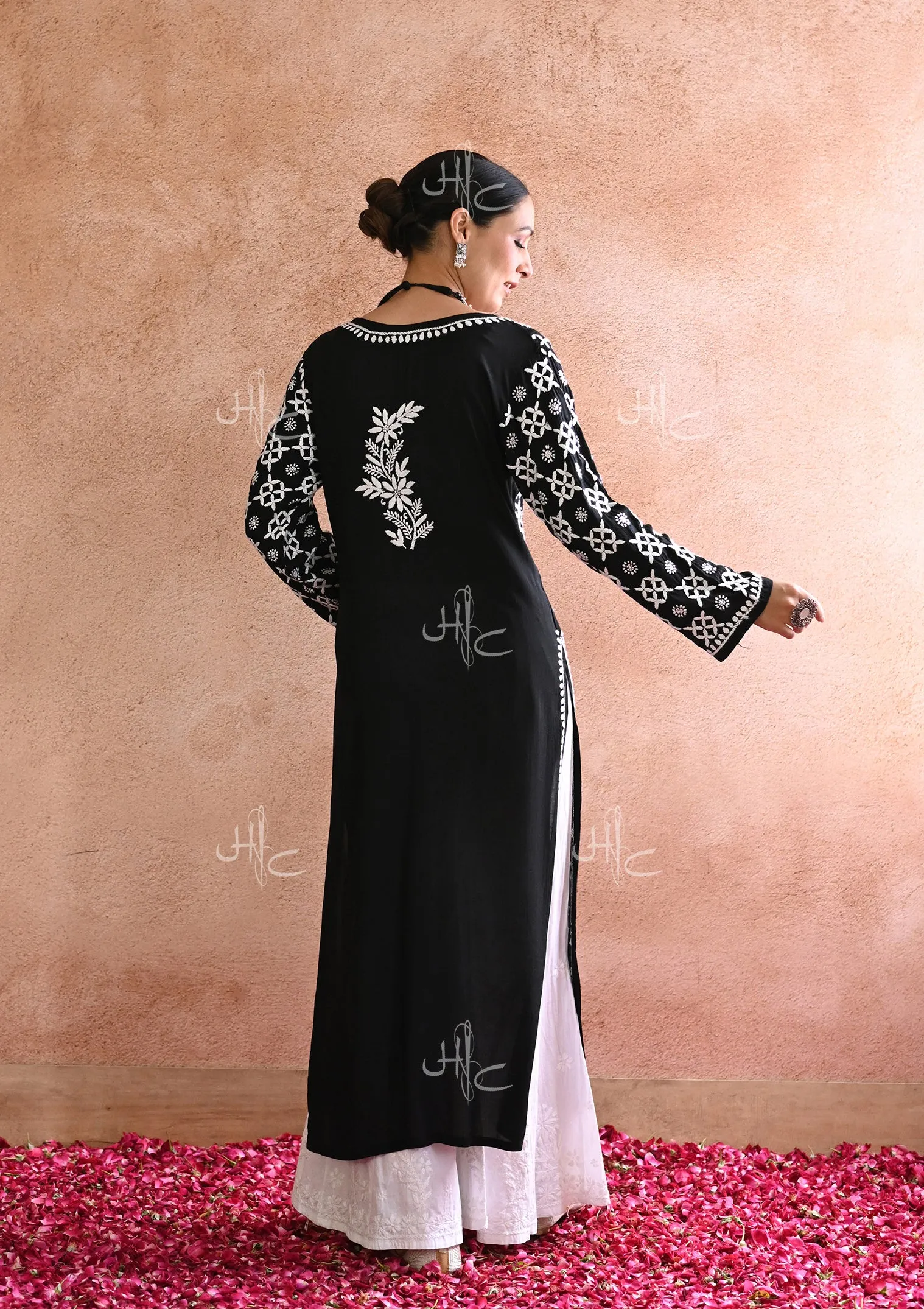 Kashish Chikankari Modal Straight Kurta