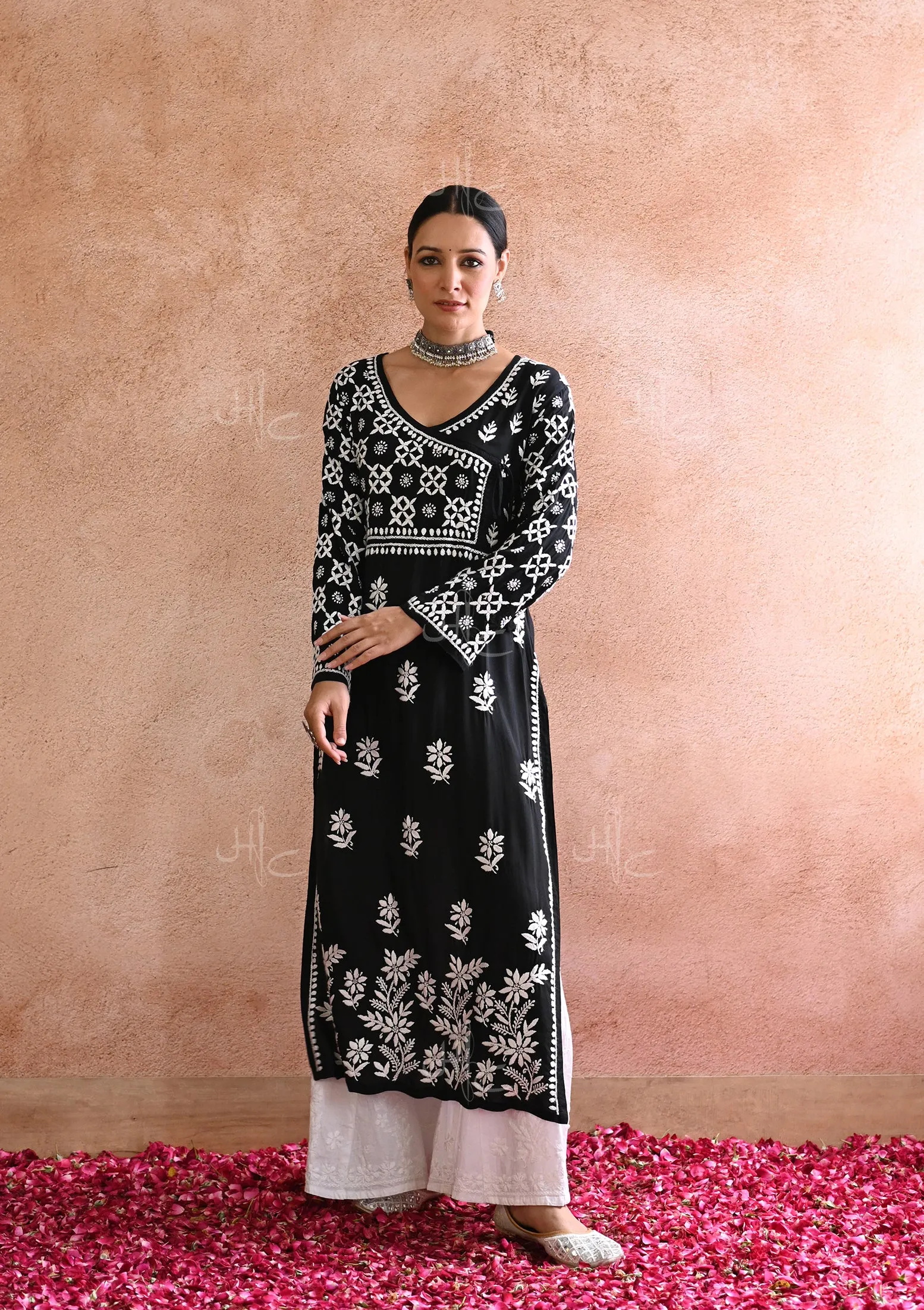 Kashish Chikankari Modal Straight Kurta