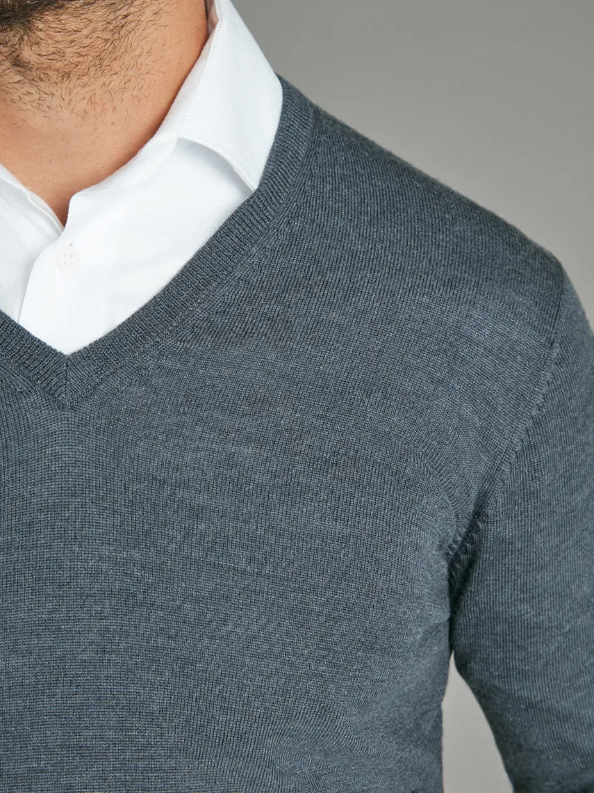 Merino V Neck Sweater - Charcoal