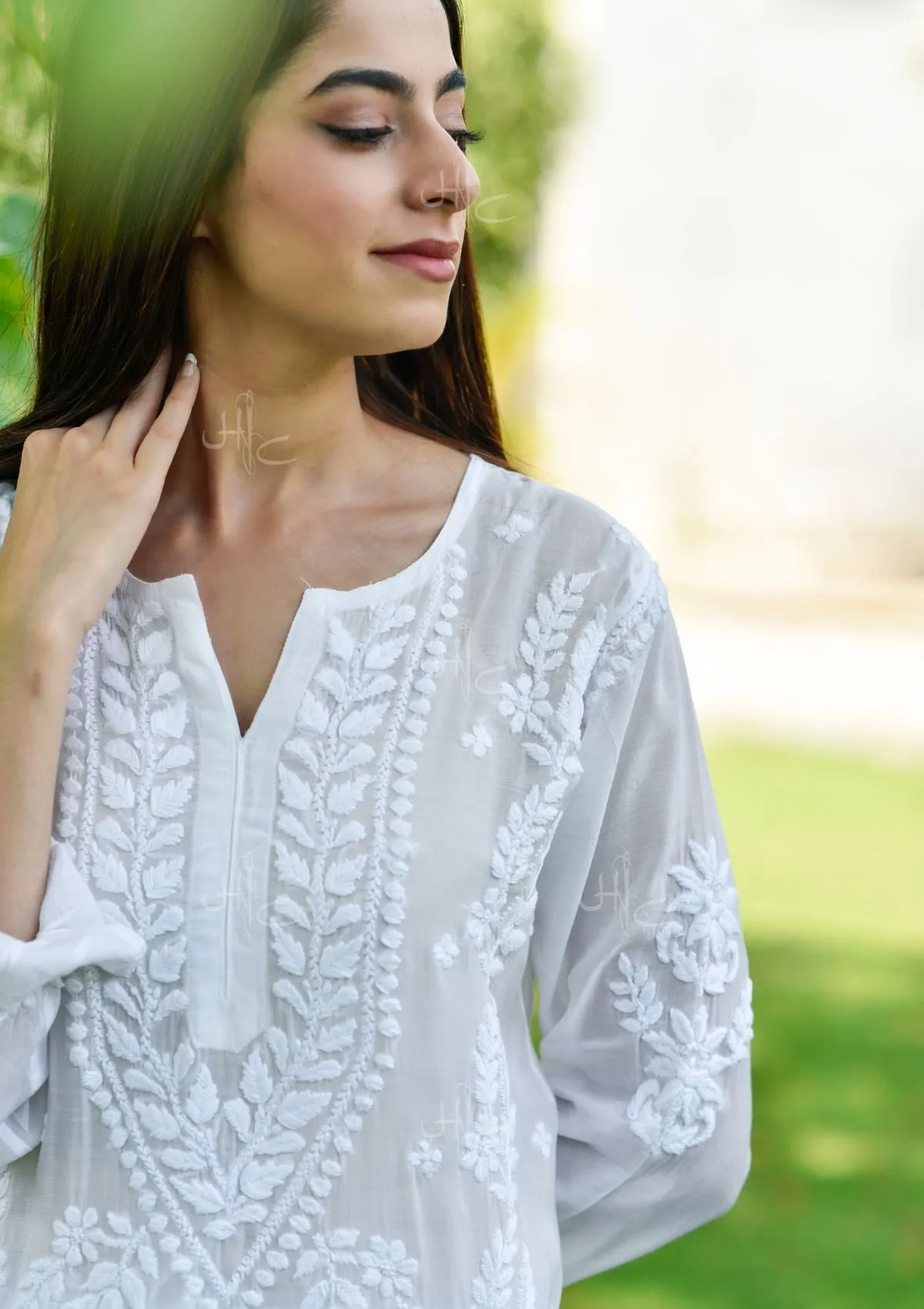 Nora Chikankari Muslin Straight Kurta