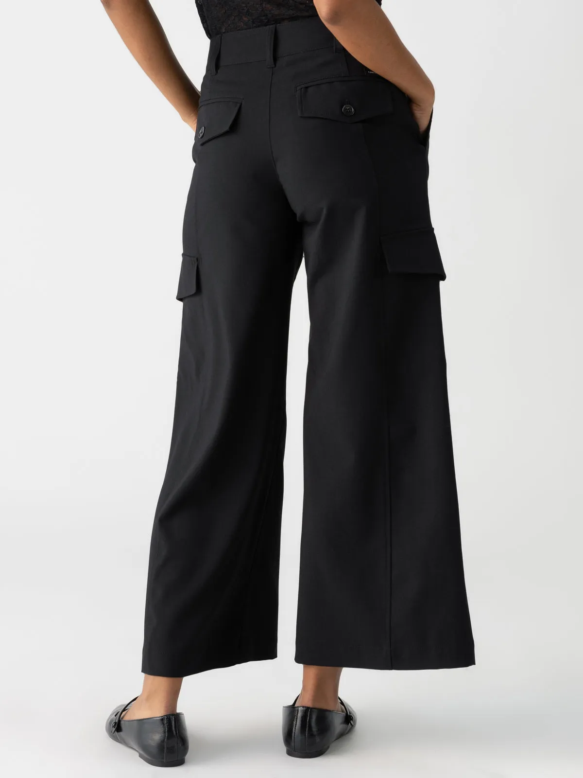 Rebel Wide Leg Standard Rise Crop Pant Black