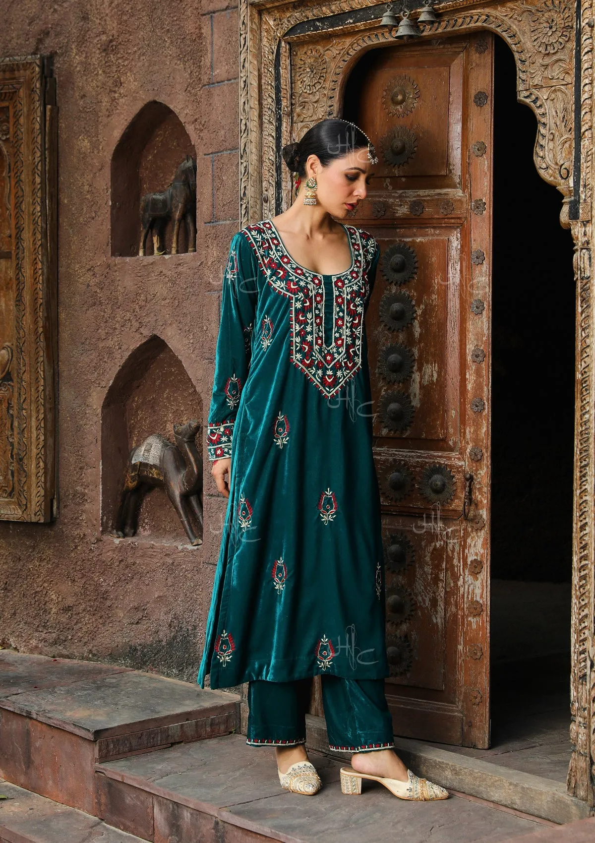 Rumi Embroidered Velvet Straight Kurta Set