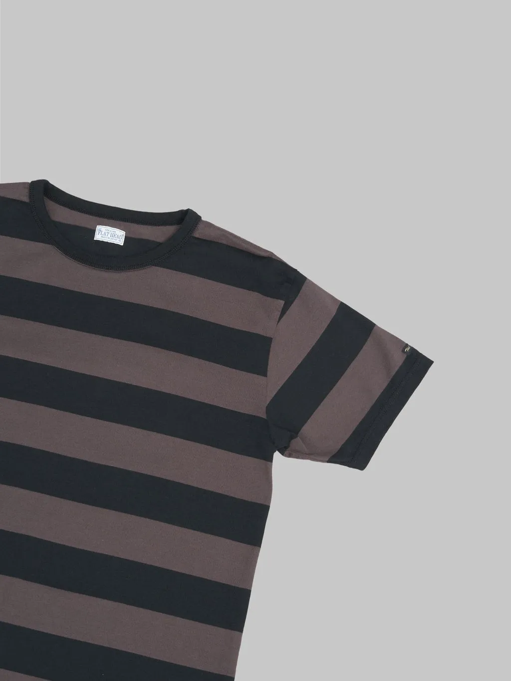 The Flat Head Loopwheeled Border T-Shirt Black/Charcoal