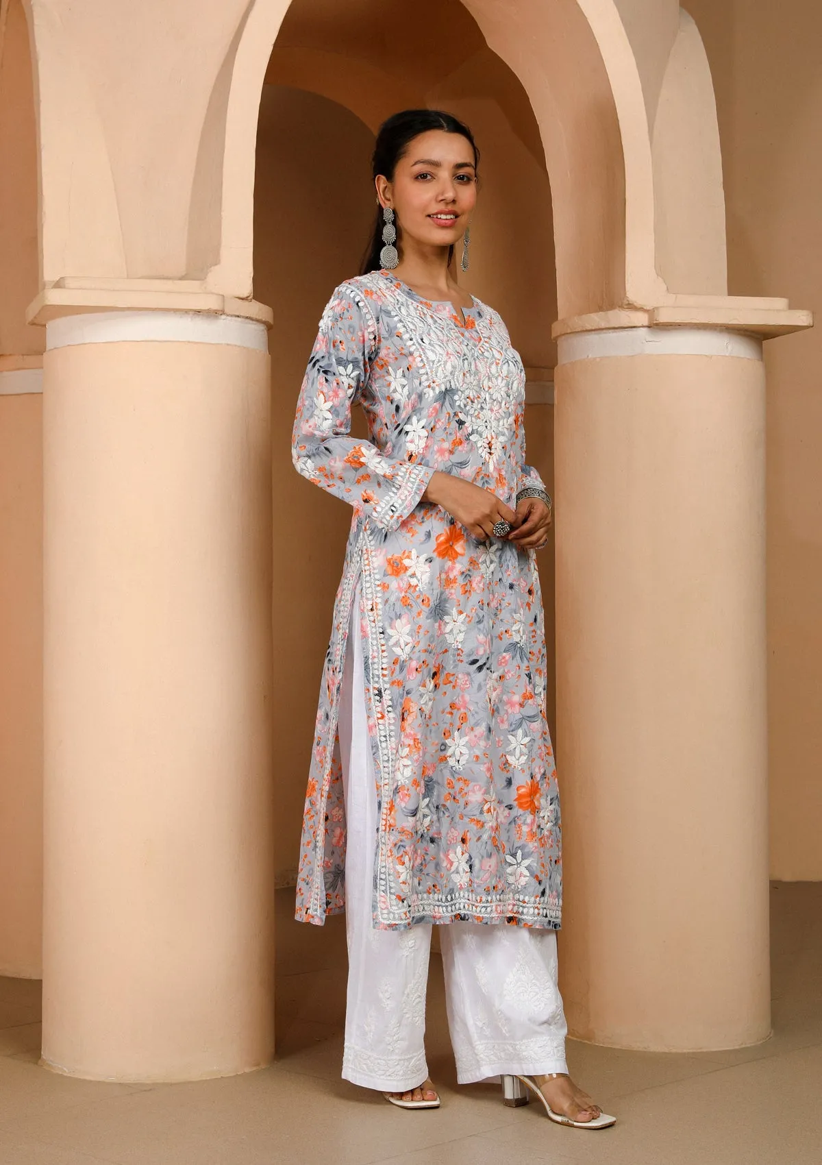 Zarah Chikankari Mulmul Straight Kurta