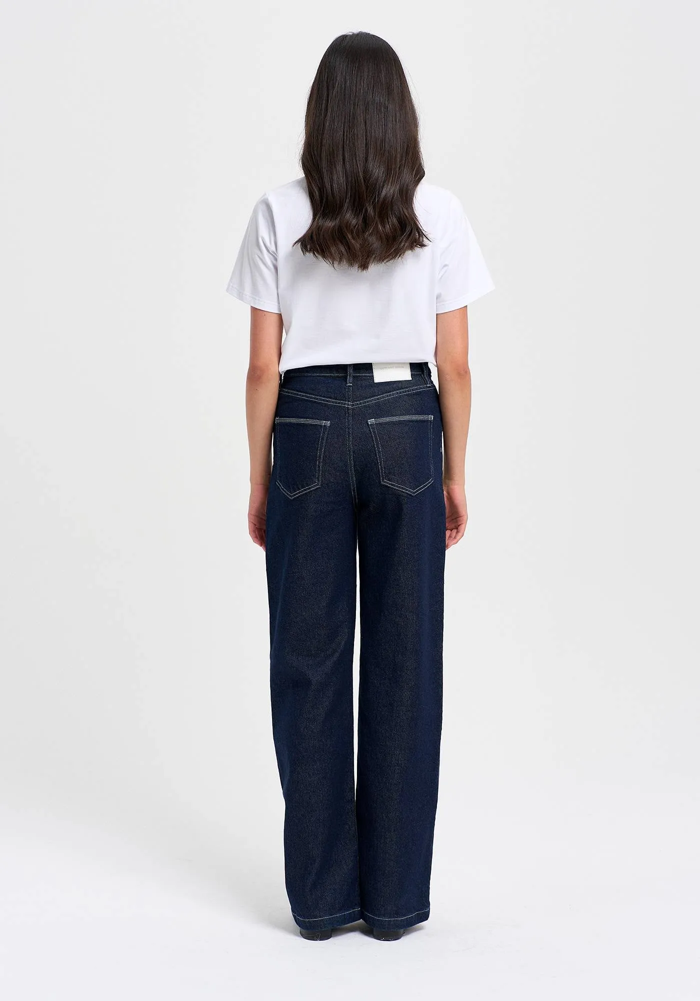 Zoe High Rise Straight Jean